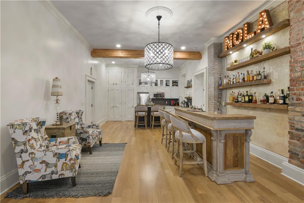 Condo/Sale/Residential